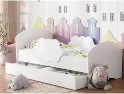 Кровать Тучка с бортиками и ящиком белая